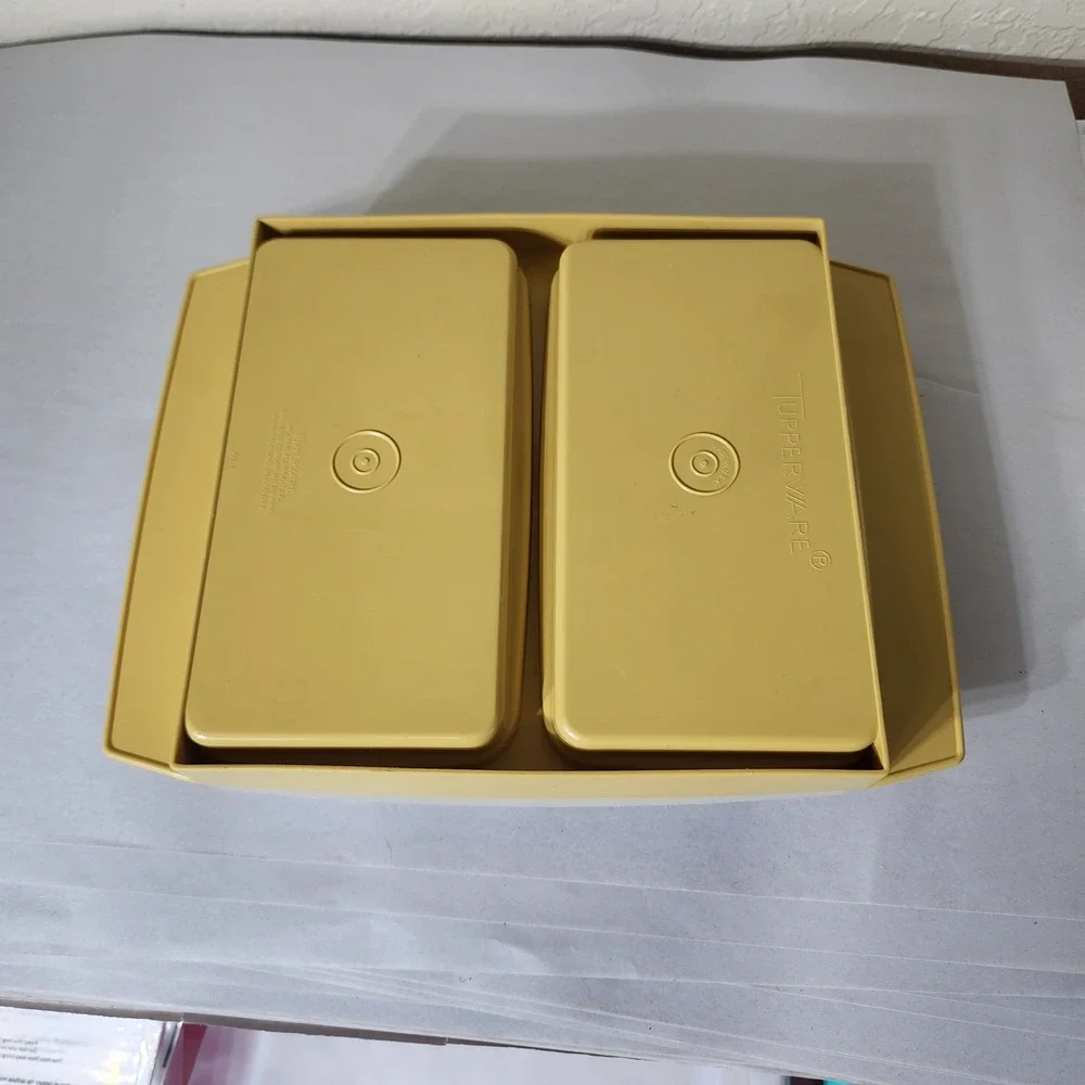 Vintage Tupperware Deviled Egg Carrier Harvest Yellow 723-3 16 Slot Server Lid